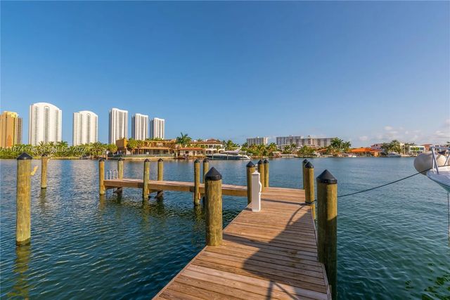 2 of 2 - 400 Sunny Isles Boulevard, Sunny Isles Beach, FL