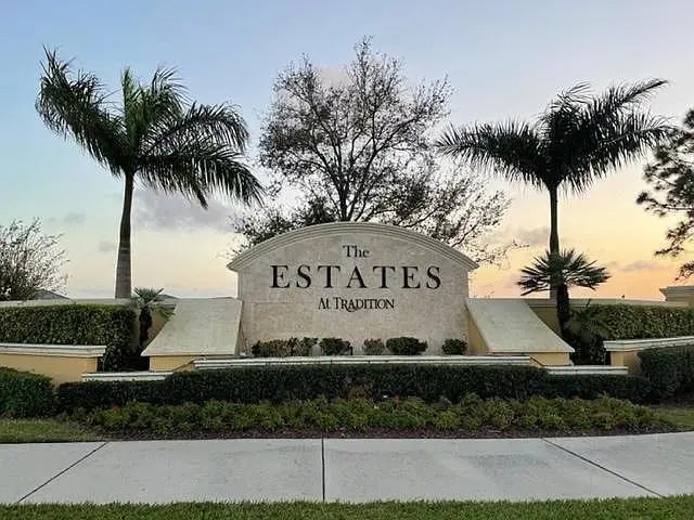 Photo of Listing #R11104806