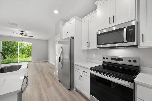 4 of 18 - 1806 Gaiety Way, Fort Pierce, FL