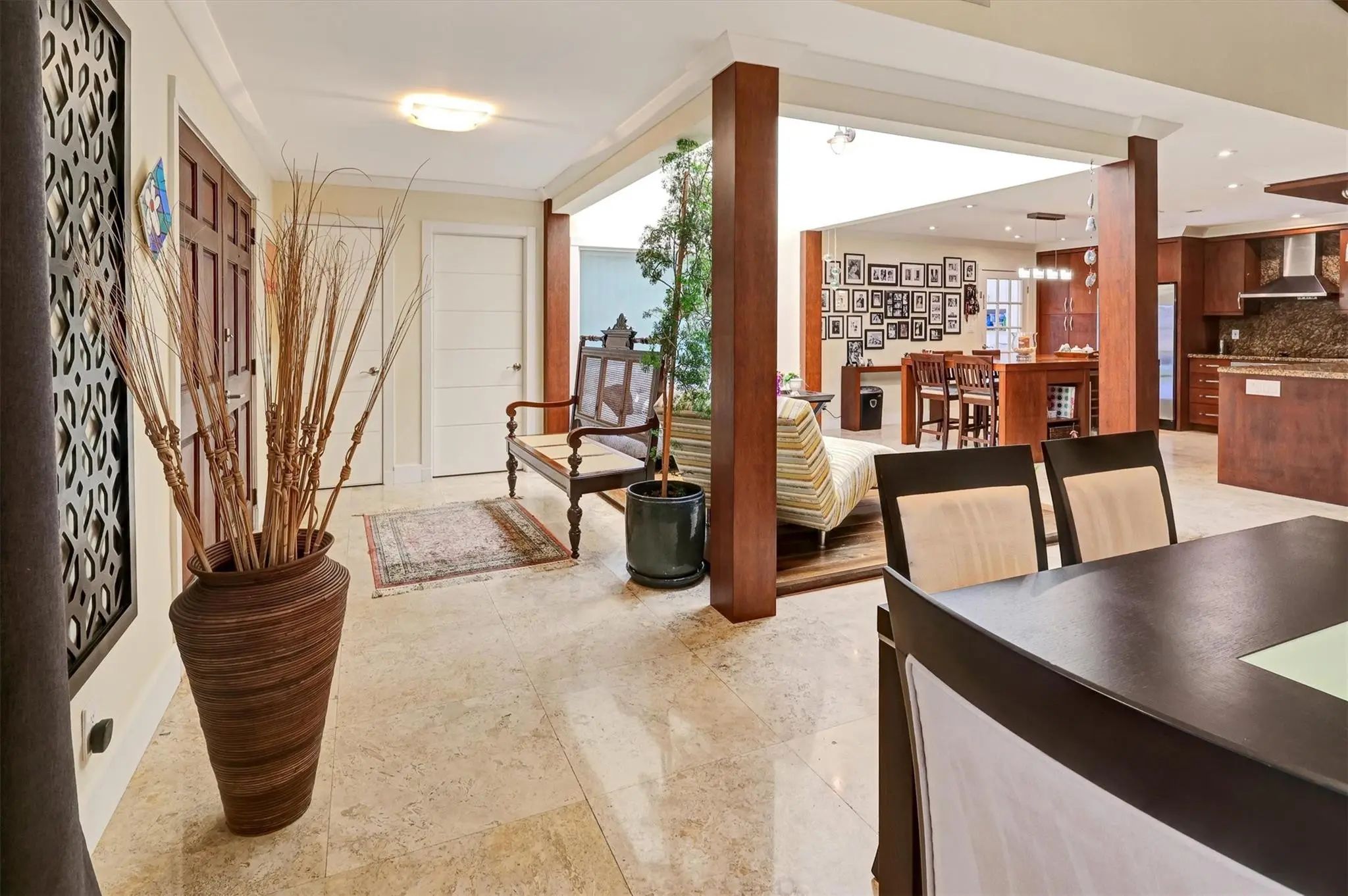 40 Torchwood Avenue, Plantation