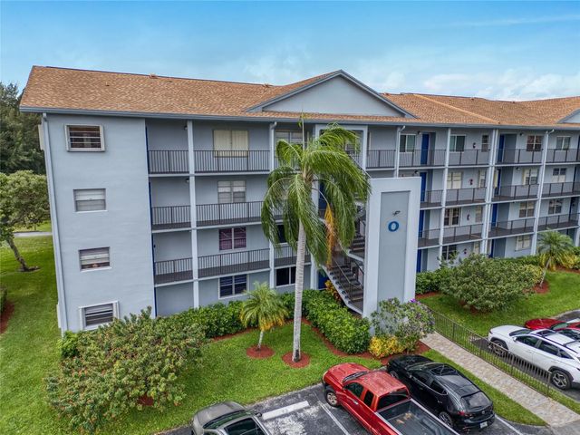 800 Sw 125th Way #202, Pembroke Pines
