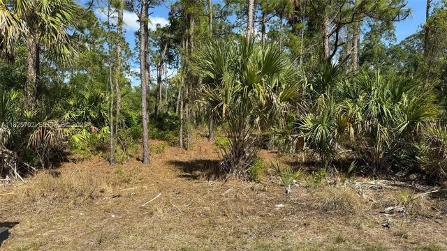 272 Ellington Street, Port Charlotte