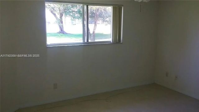 4 of 12 - 3441 Nw 44th Street #106, Oakland Park, FL