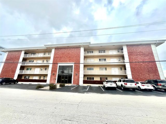 2841 Ne 33rd Court #104, Fort Lauderdale