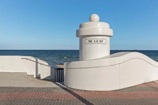 Photo of Listing #F10513585