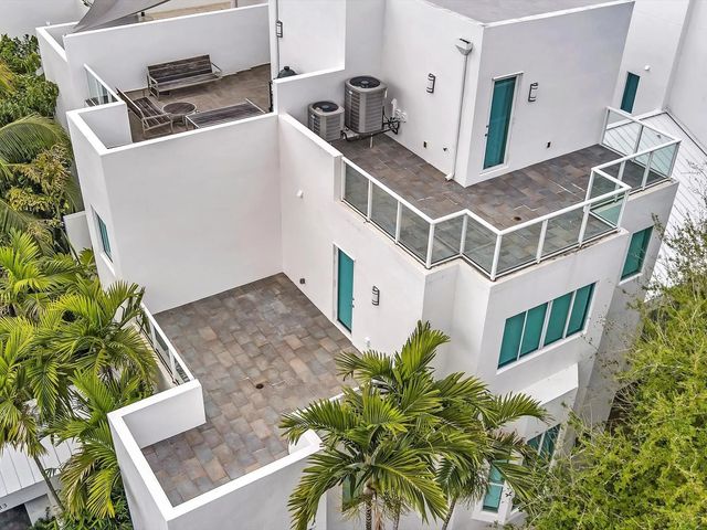3 of 65 - 733 Ne 4th Avenue #733, Fort Lauderdale, FL