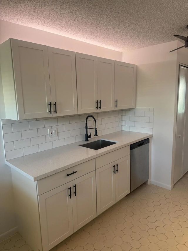 2 of 12 - 3286 Arcara Way #313, Lake Worth, FL