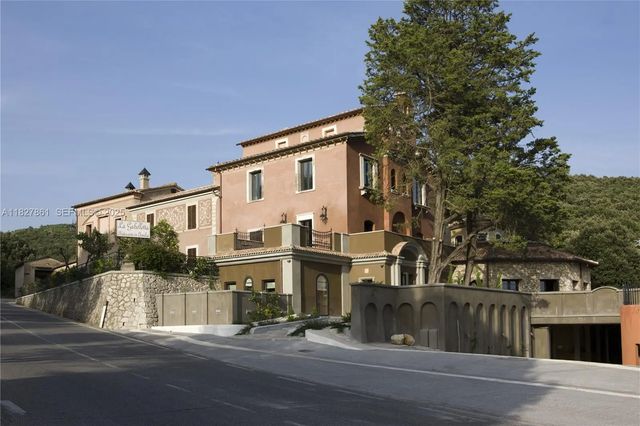 4 of 33 - Hotel For Sale Hotel For Sale Umbria Italy, , 