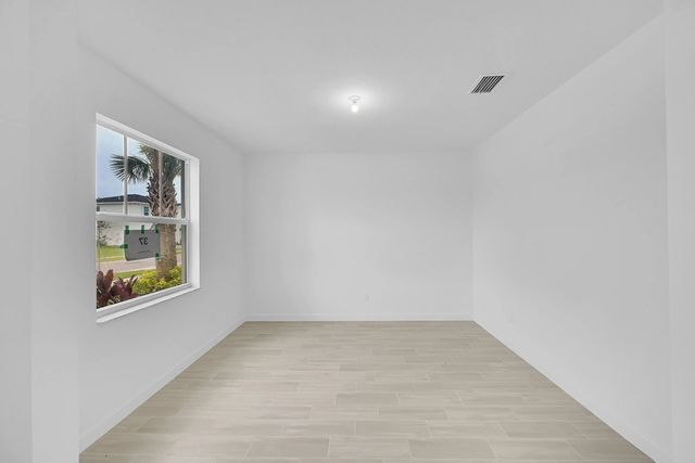 4 of 32 - 3028 Spanish Cedar Place, Fort Pierce, FL