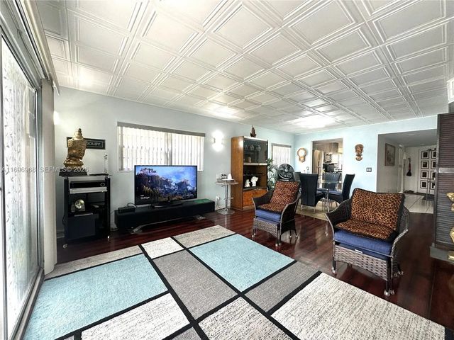 4 of 41 - 12900 Sw 13th Street #214e, Pembroke Pines, FL