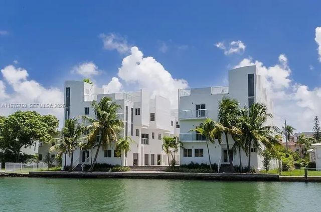 1975 Calais Drive, Miami Beach