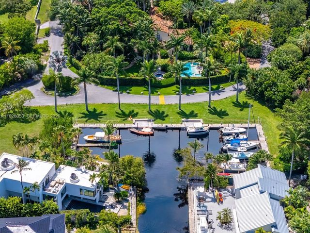 5 of 31 - 3540 N Moorings Way, Miami, FL
