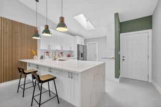 Photo of Listing #R11105494