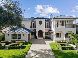 Photo of Listing #F10469493