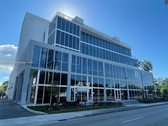 10450 Nw 33rd Street #101-102, Doral