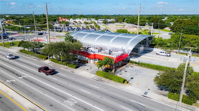 3 of 13 - 20462-20500 S Dixie Highway, Cutler Bay, FL