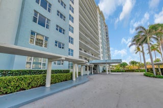 Photo of Listing #R11044271