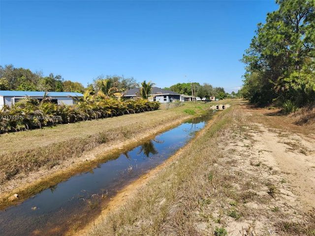 2 of 3 - 2719 50 W, Lehigh Acres, FL