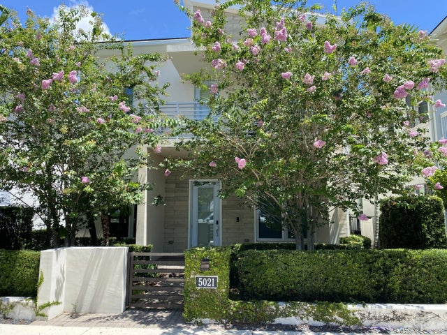 5021 Grandiflora Road, Palm Beach Gardens