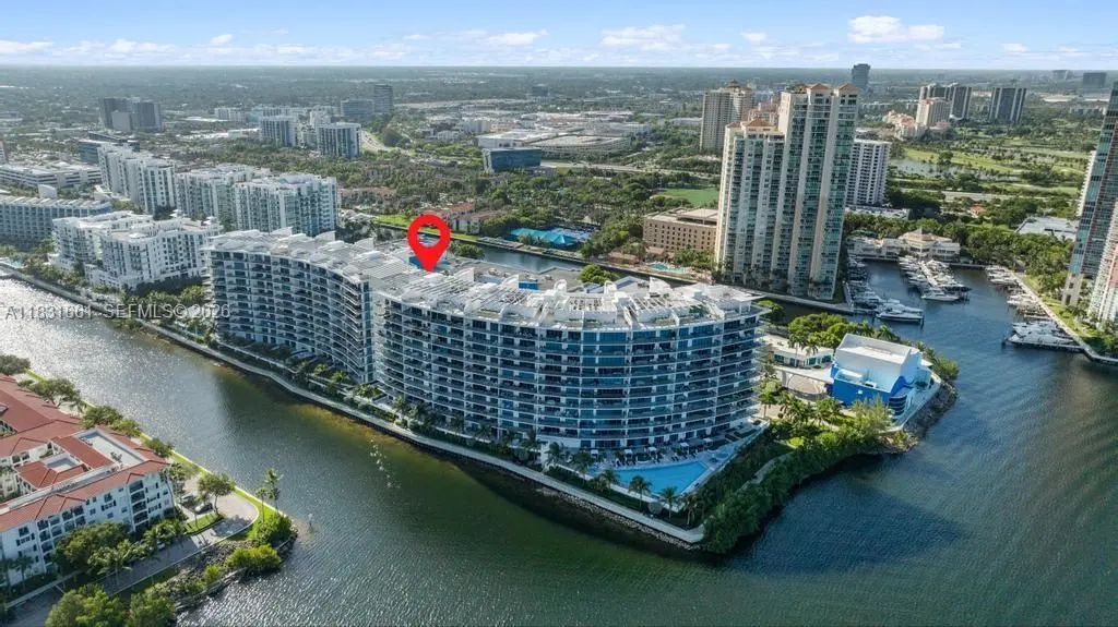 3250 Ne 188th Street #904, Aventura