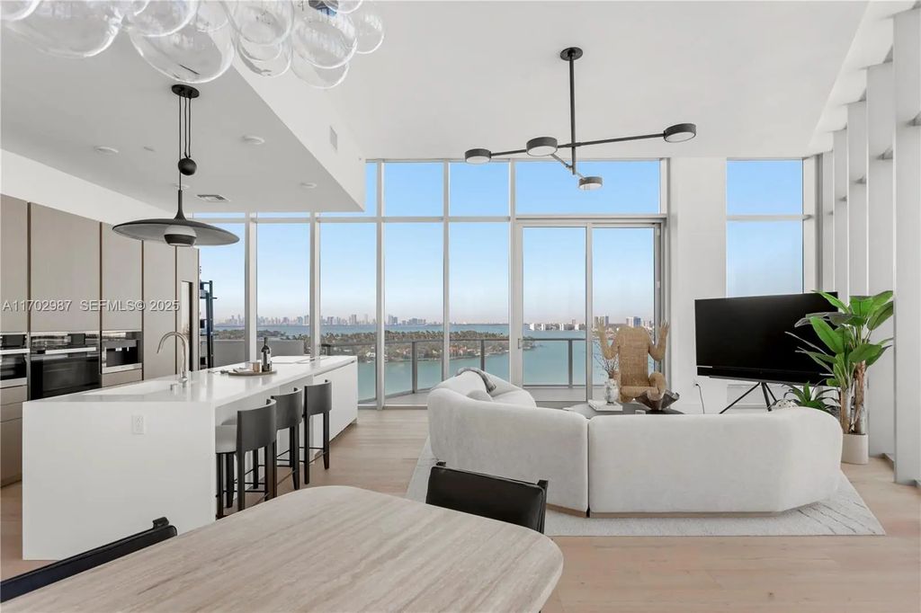 6800 Indian Creek Drive #ph2, Miami Beach