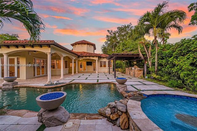 13400 Sw 83rd Avenue, Pinecrest