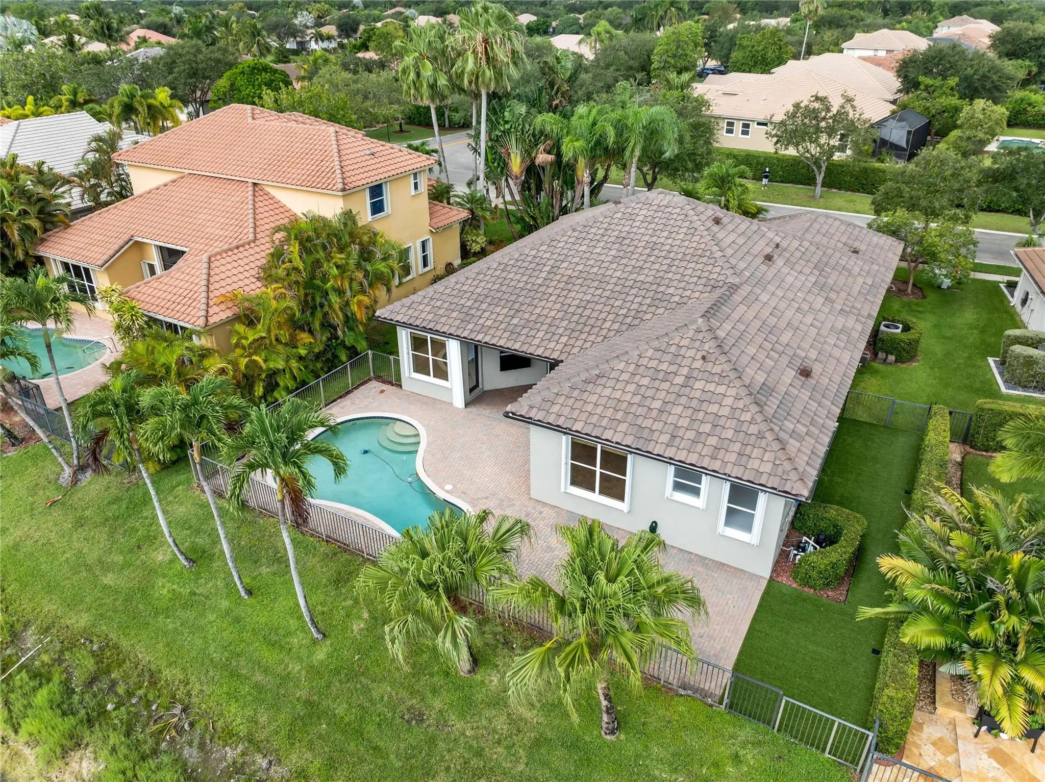 7098 Nw 111th Terrace, Parkland