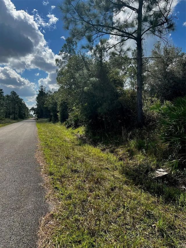 5 of 6 - 1221 Hamilton Avenue, Lehigh Acres, FL