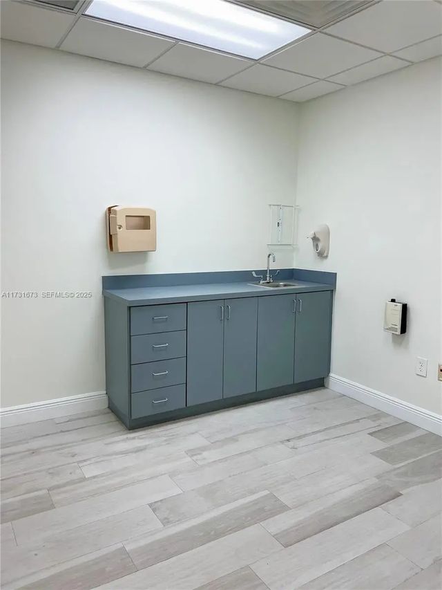 4 of 10 - N/A, South Miami, FL