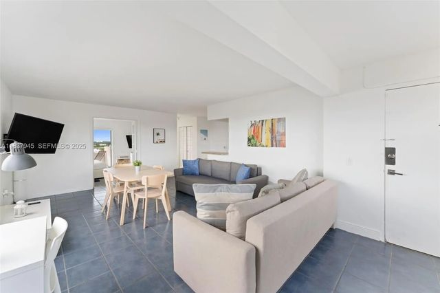 5 of 19 - 7904 West Drive #901, North Bay Village, FL