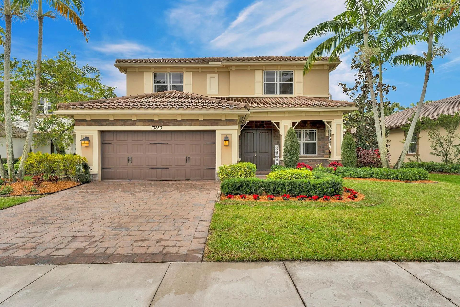 10250 Peninsula Place, Parkland