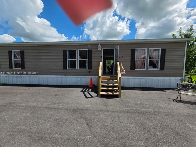 648 Avenida Del Sur, Clewiston