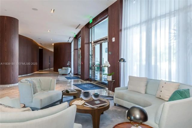 2 of 21 - 3250 Ne 188th Street #601, Aventura, FL