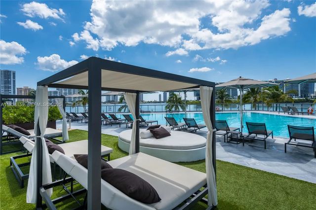 3 of 21 - 3250 Ne 188th Street #601, Aventura, FL