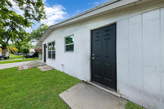 3 of 32 - 2569 Nw 61st Avenue, Margate, FL