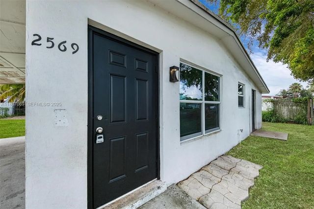 4 of 32 - 2569 Nw 61st Avenue, Margate, FL