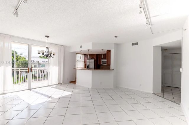 10140 W Bay Harbor Drive #201a, Bay Harbor Islands