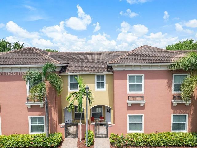 2 of 39 - 2851 W Prospect Road #1306, Tamarac, FL