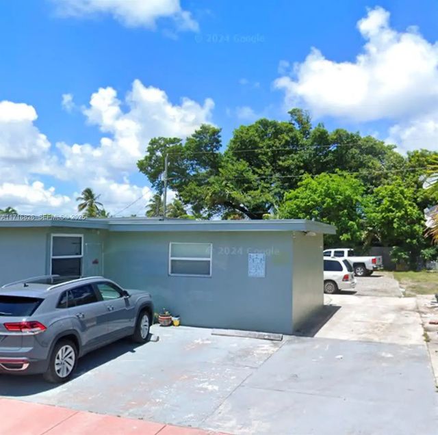 3 of 4 - 733 81st Street, Miami Beach, FL