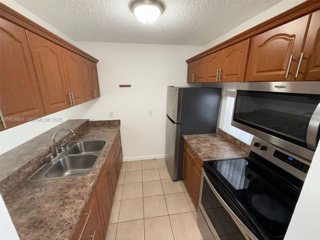 5 of 14 - 8560 N Sherman Circle #105, Miramar, FL