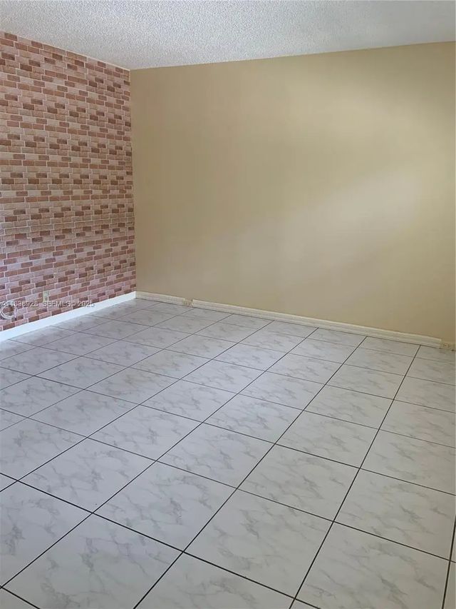2 of 15 - 2405 Antigua Circle #h1, Coconut Creek, FL