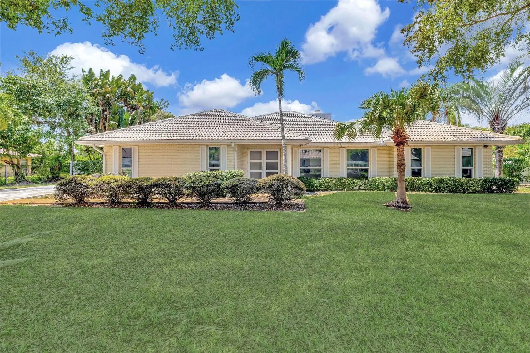 2730 Nw 105th Terrace, Coral Springs