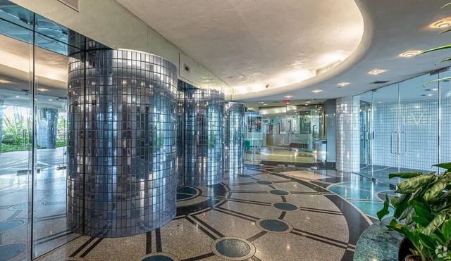 4 of 11 - 3101 N Federal Highway #301, Oakland Park, FL