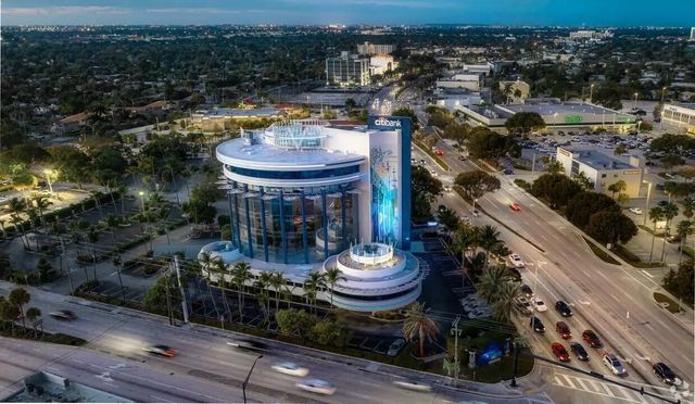 5 of 11 - 3101 N Federal Highway #301, Oakland Park, FL