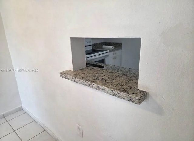 5 of 23 - 5755 W 20 Avenue #206, Hialeah, FL