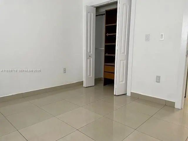 5 of 18 - 330 W 40th Place, Hialeah, FL