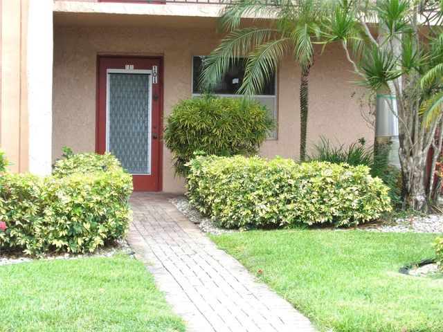 7320 Lake Circle Drive #101, Margate