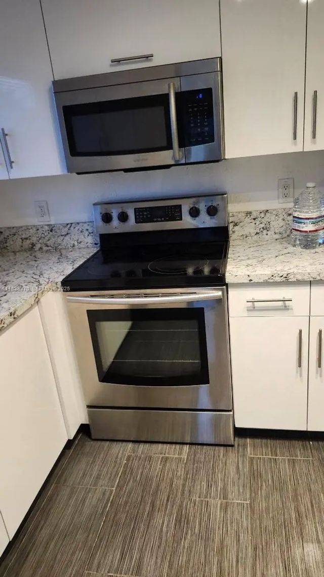 2 of 9 - 2501 Nw 41st Avenue #201, Lauderhill, FL