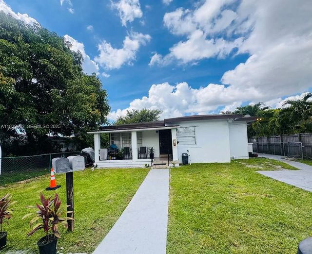 7230 Nw 3rd Street, Miami