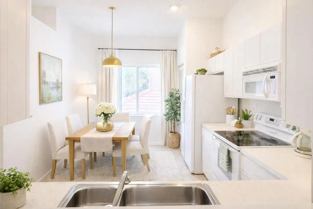 5914 Regal Glen Drive #205, Boynton Beach